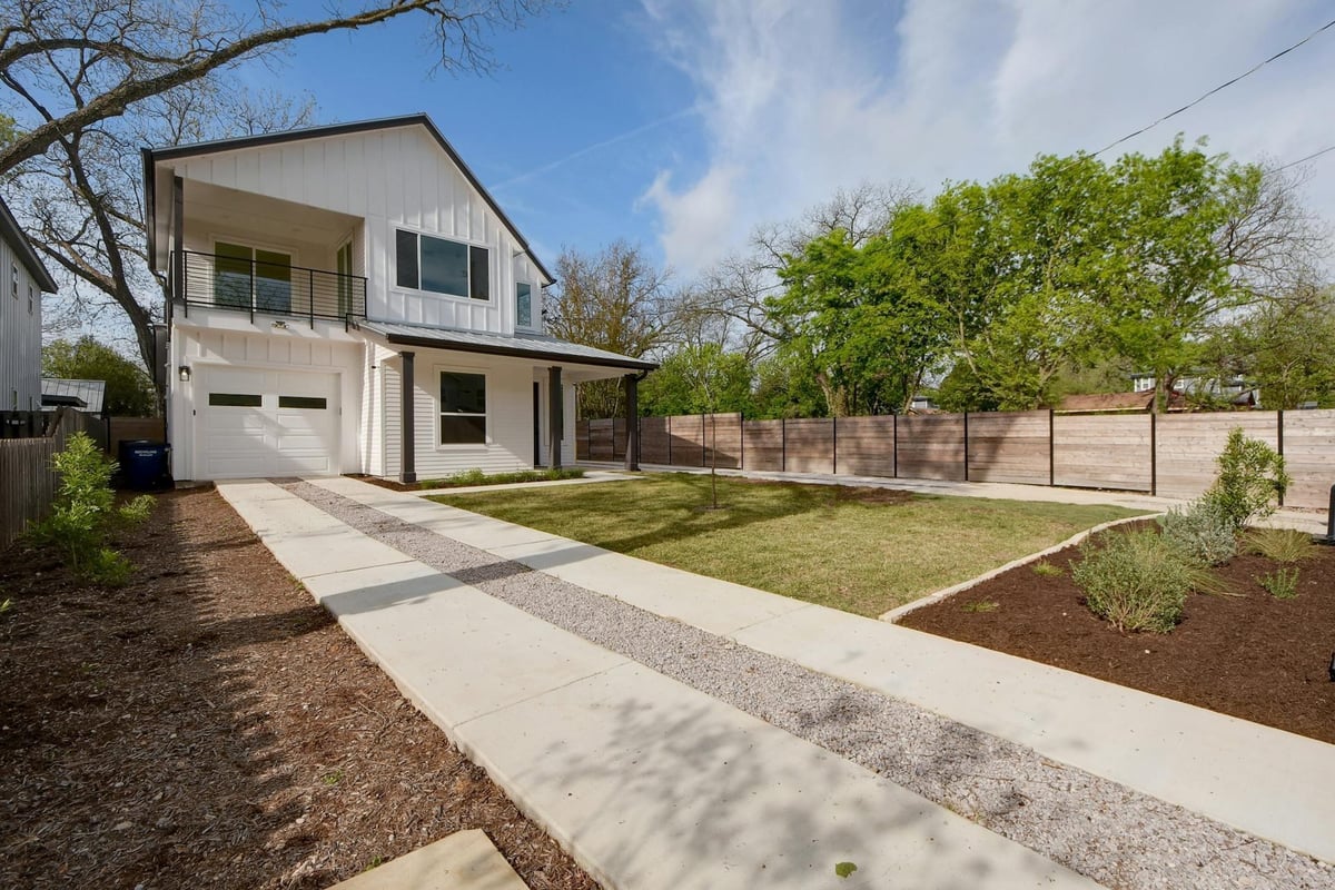 View 4803 Prock Ln Unit #A in Atx Eastside Prock Sub 4803 Prock Ln Unit #A - front exterior - Luxury home in Atx Eastside Prock Sub, Austin, TX