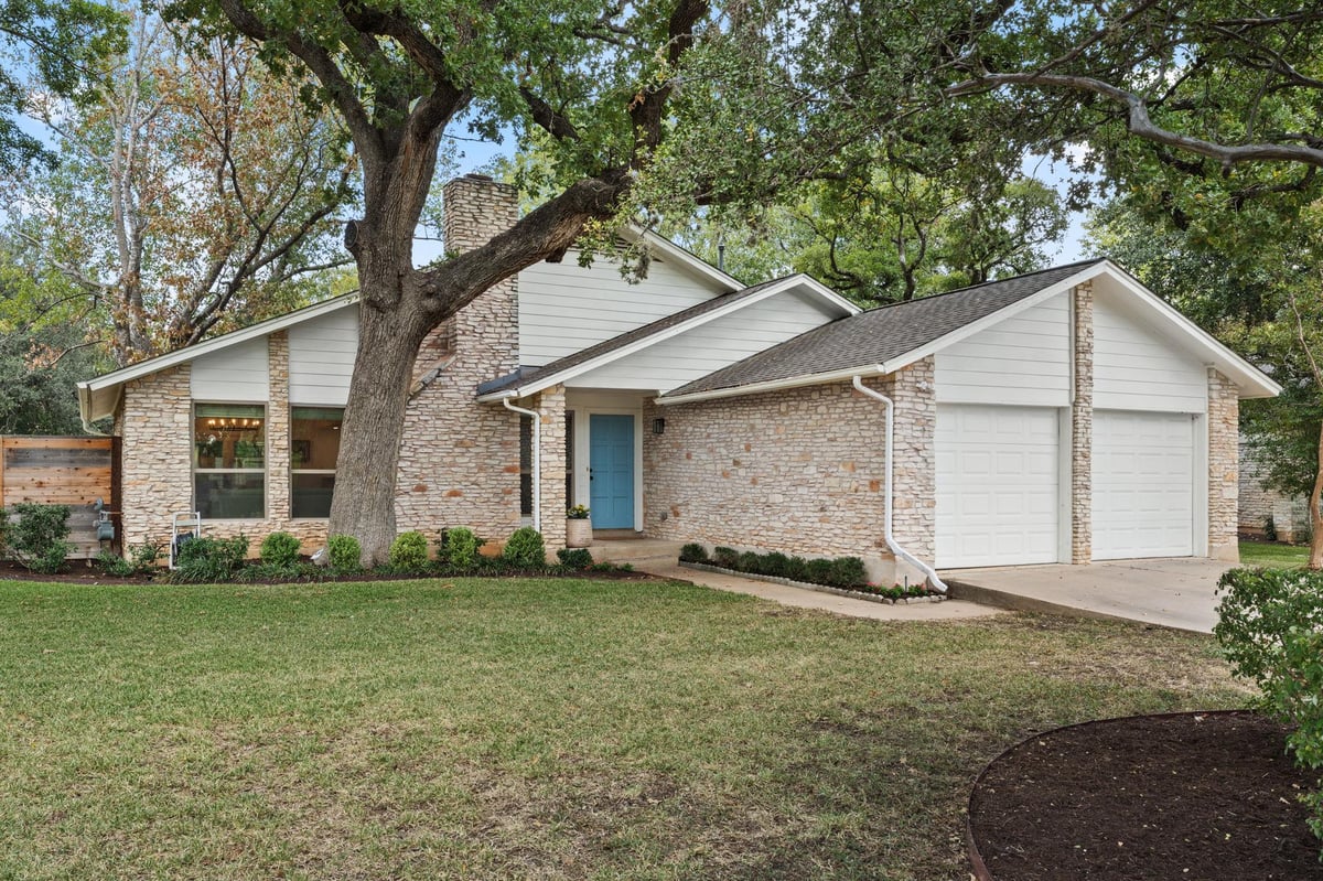 View 4804 Trail Crest Cir in Trailwood Village One At Travis Country 4804 Trail Crest Cir - front exterior - Luxury home in Trailwood Village One At Travis Country, Austin, TX