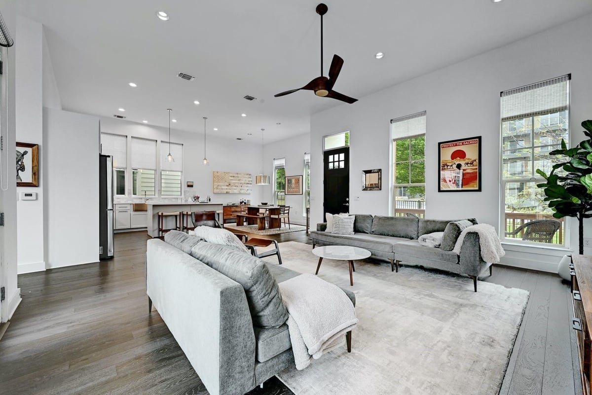 View 4806 Springdale RD in Austin 4806 Springdale RD, photo 1 of 32, Austin, Austin, TX