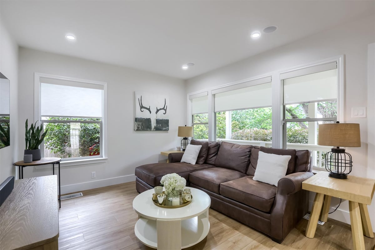 Living area at 4807 Woodview Ave - 2 bed 2 bath home