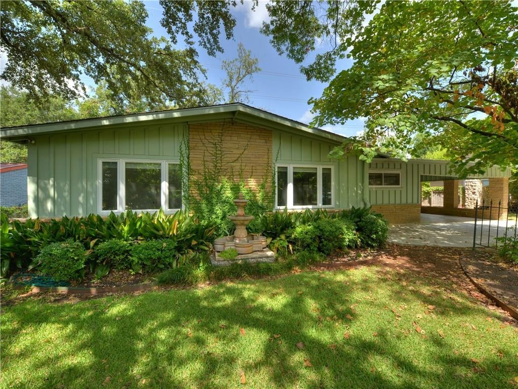 View 4812 Westfield Dr in HIGHLAND VILLAGE 4812 Westfield Dr - property photo 1 - Luxury home in HIGHLAND VILLAGE, Austin, TX