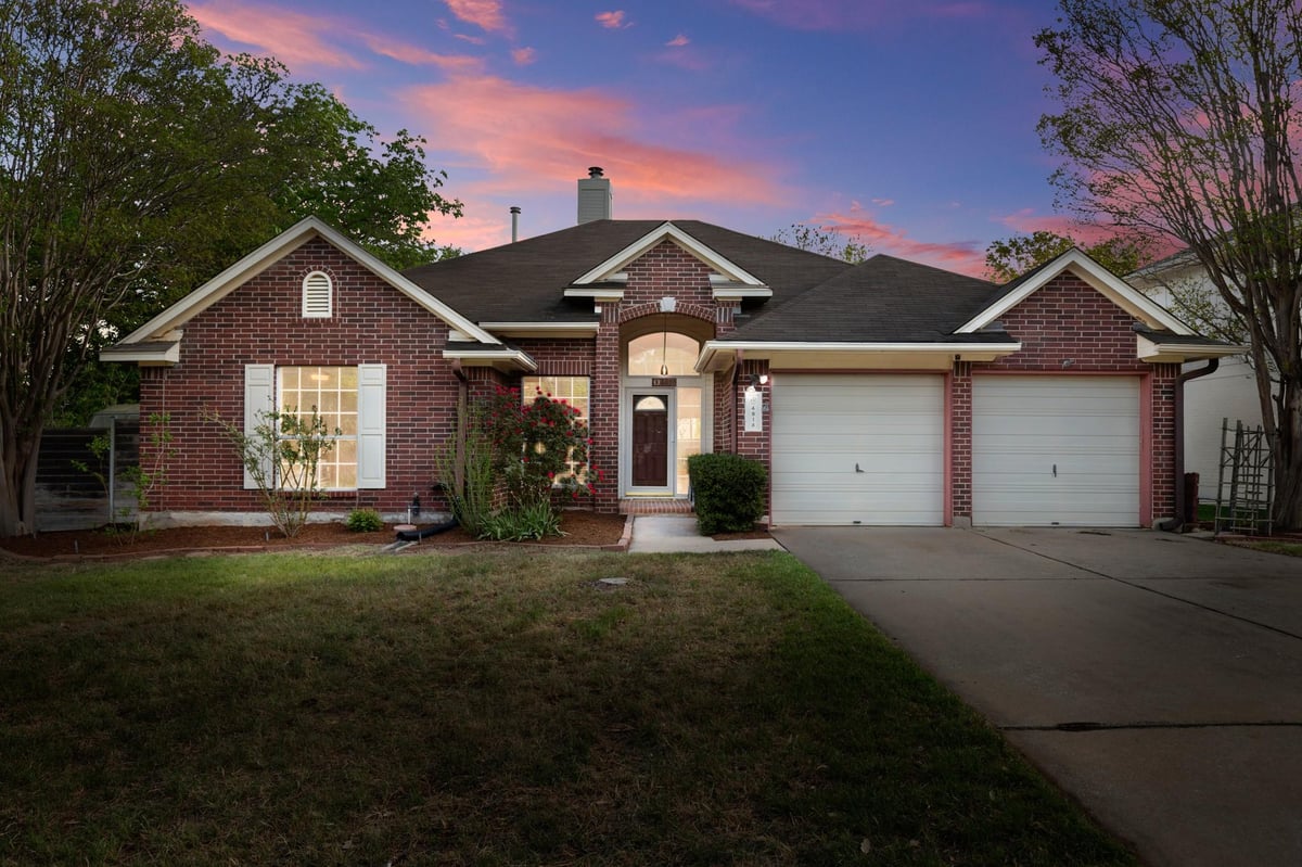View 4816 Hale Dr in Maple Run Sec 09 4816 Hale Dr - property photo 1 - Luxury home in Maple Run Sec 09, Austin, TX