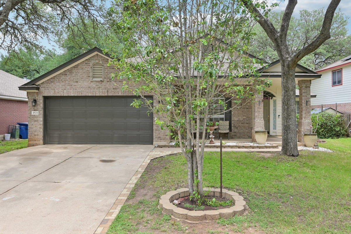 View 4824 Chesney Ridge DR in Sendera South Sec 4 4824 Chesney Ridge DR - front exterior - Luxury home in Sendera South Sec 4, Austin, TX