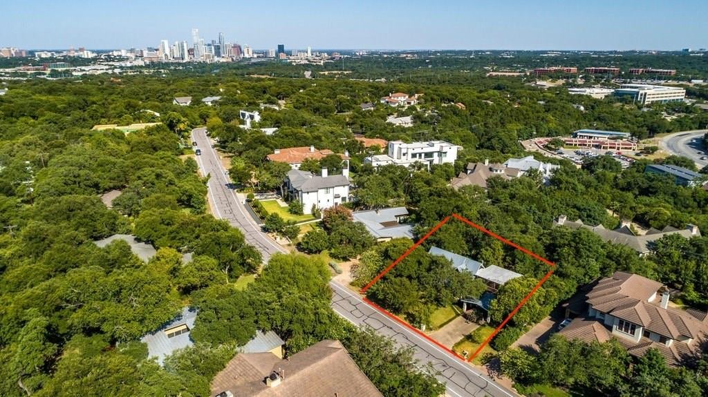 View 4824 Timberline Dr in Timberline Terrace Sec 03 4824 Timberline Dr - front exterior - Luxury home in Timberline Terrace Sec 03, Austin, TX