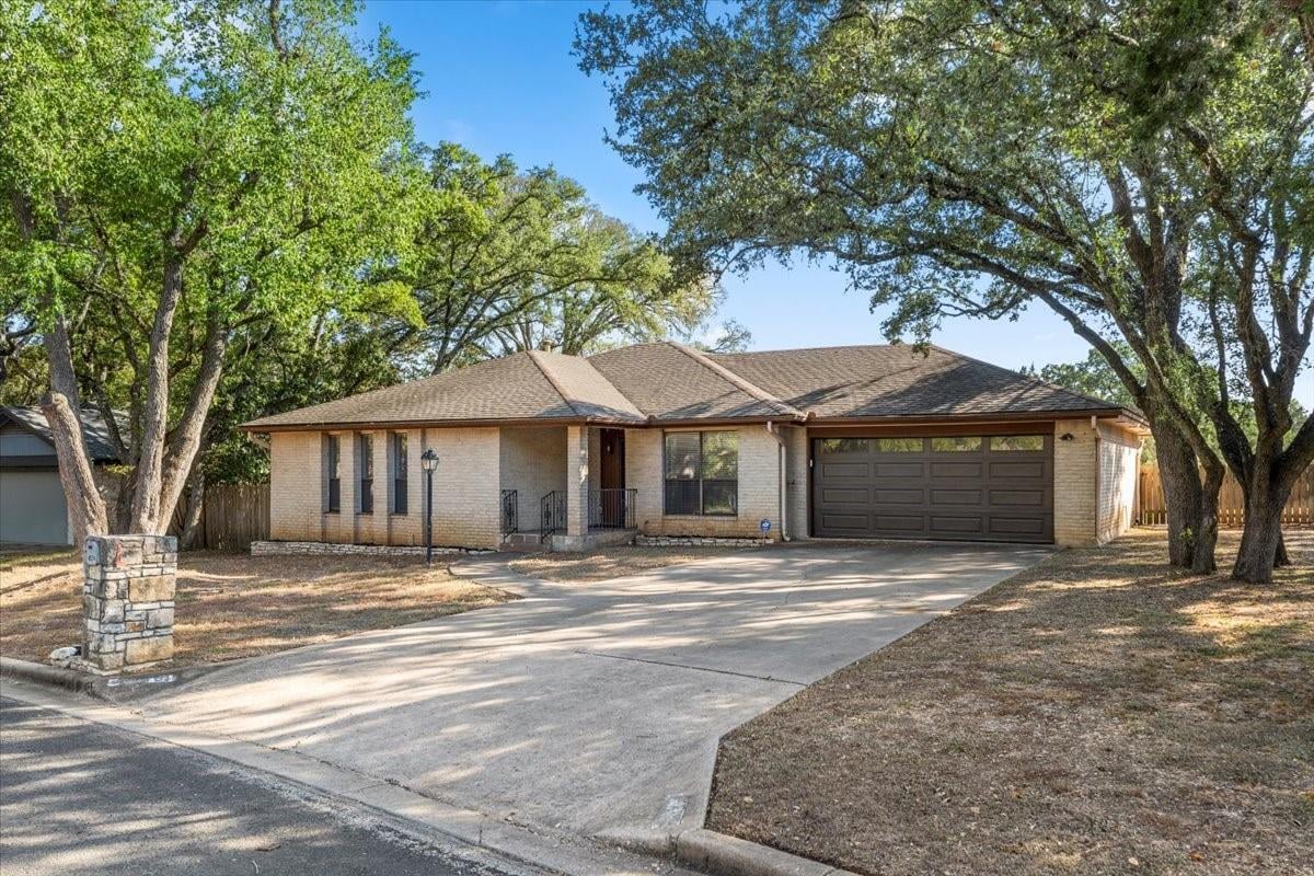 View 4824 Trail Crest CIR in Trailwood Village One At Travi 4824 Trail Crest CIR - property photo 1 - Luxury home in Trailwood Village One At Travi, Austin, TX
