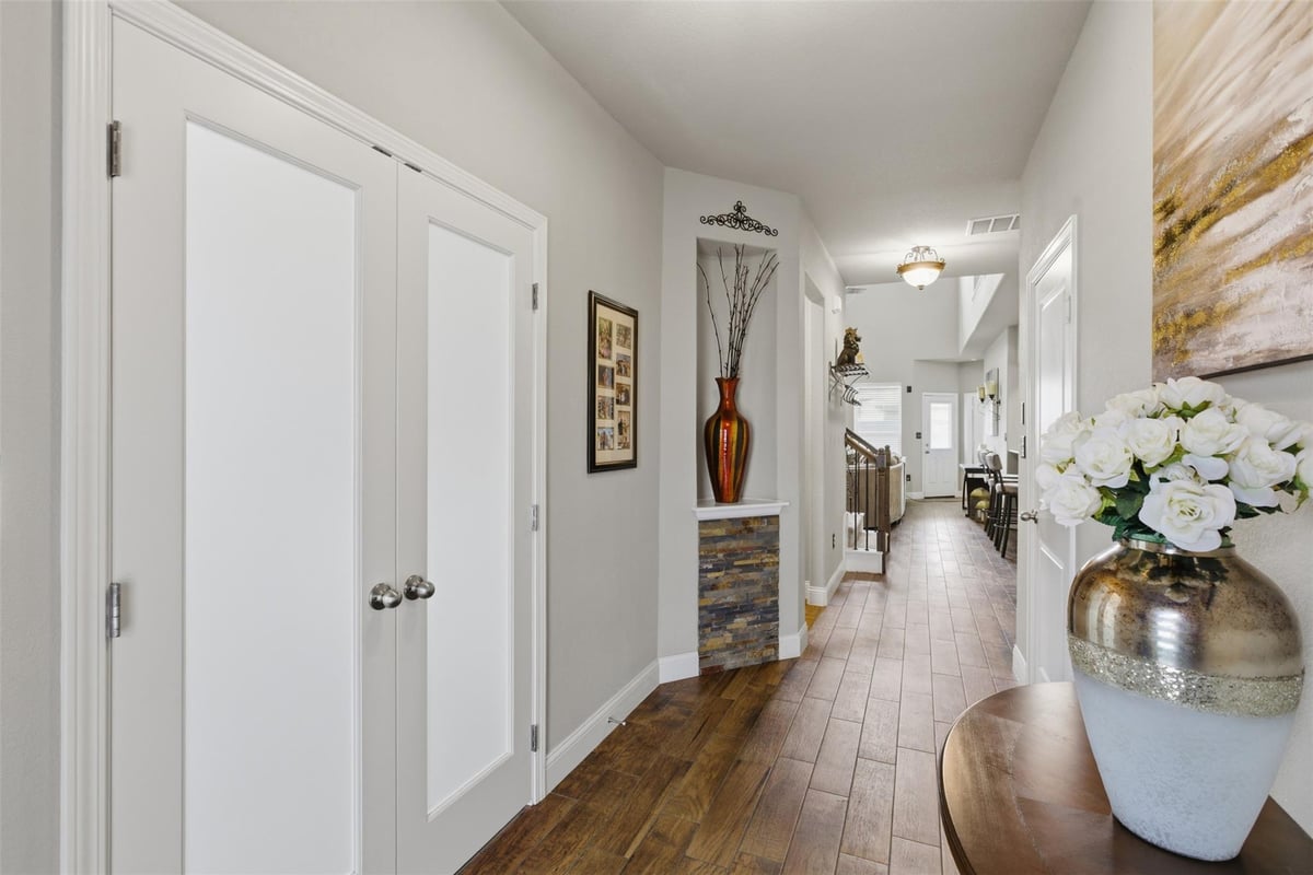 Primary bedroom at 483 Algaroba Loop - 5 bed 3 bath home