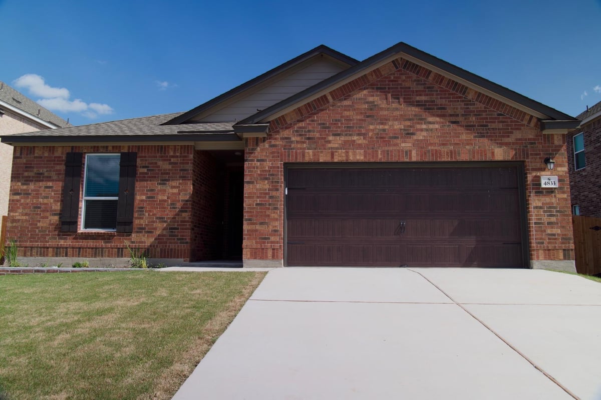 View 4833 Teverola DR in Salemo Ph 7 4833 Teverola DR - front exterior - Luxury home in Salemo Ph 7, Round Rock, TX