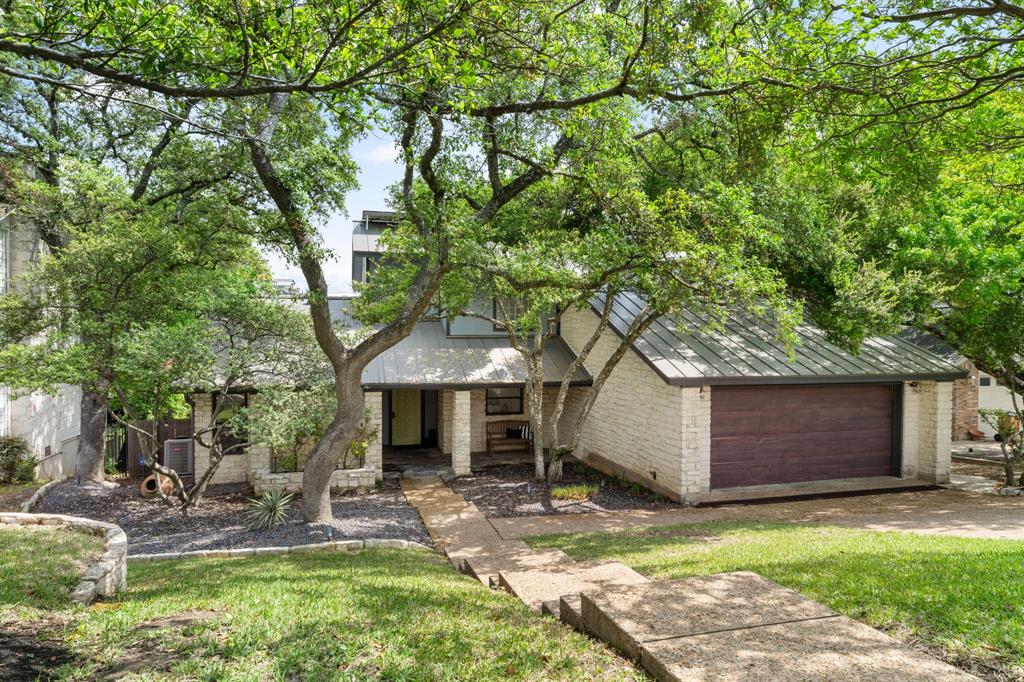 View 4833 Twin Valley DR in Cat Mountain Villas Sec 03 A 4833 Twin Valley DR - property photo 1 - Luxury home in Cat Mountain Villas Sec 03 A, Austin, TX