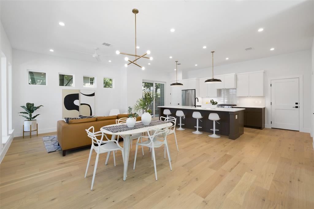 View 4903 Louis Ave Unit #A in Eastfield 4903 Louis Ave Unit #A - front exterior - Luxury home in Eastfield, Austin, TX
