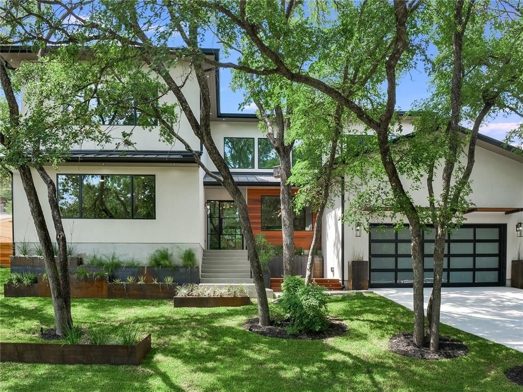 View 4903 South Crest Dr in Rollingwood 4903 South Crest Dr - front exterior - Luxury home in Rollingwood, Austin, TX
