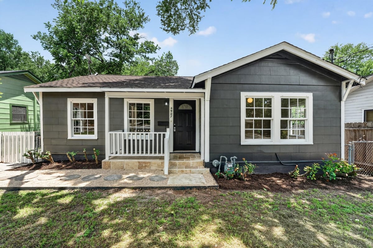 View 4907 Duval ST in Hyde Park 4907 Duval ST, photo 1, Hyde Park, Austin, TX