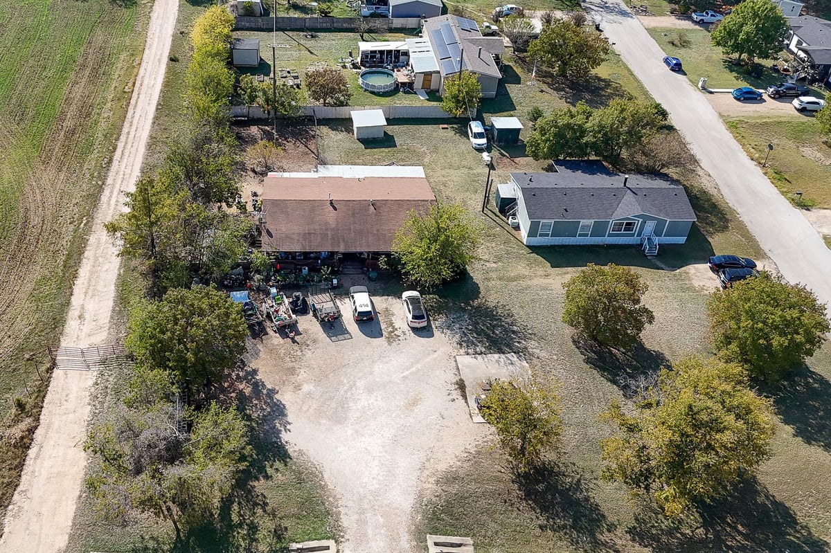 View 4917 Fm 2484 in None 4917 Fm 2484 - front exterior - Luxury home in None, Salado, TX