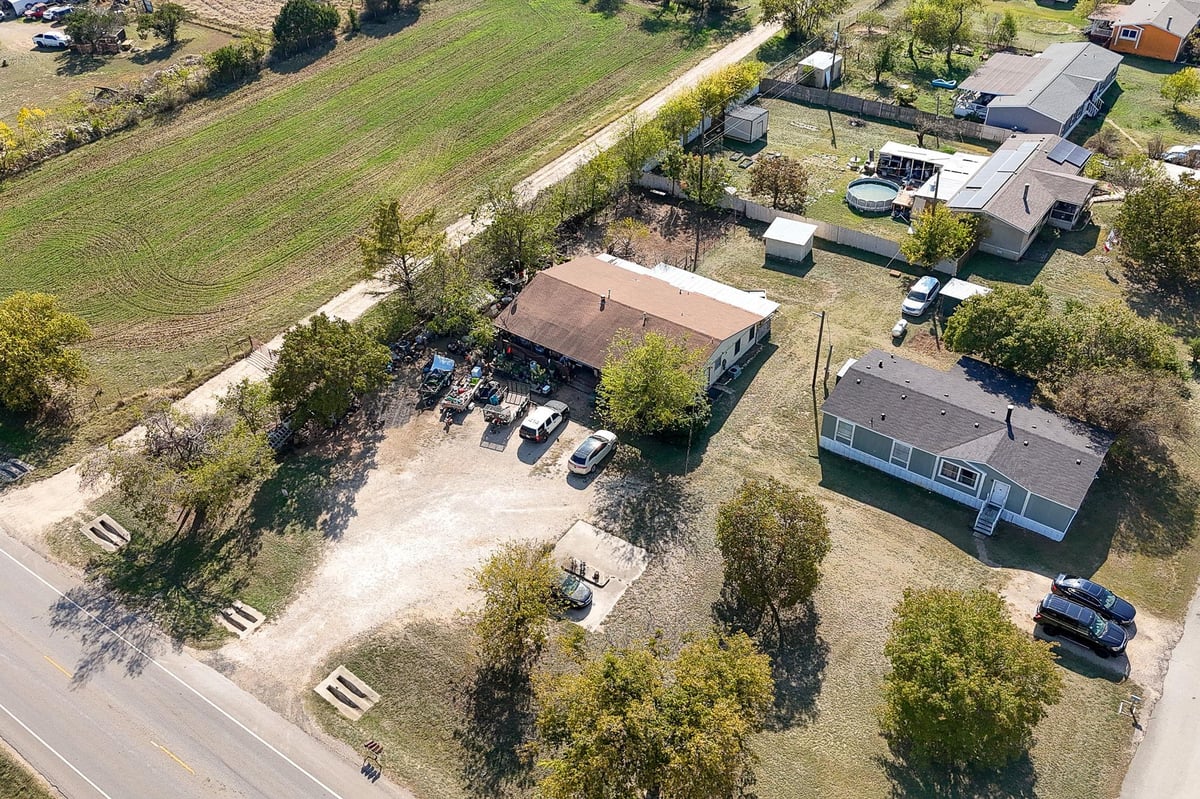 Living area at 4917 Fm 2484 - None, Salado, TX