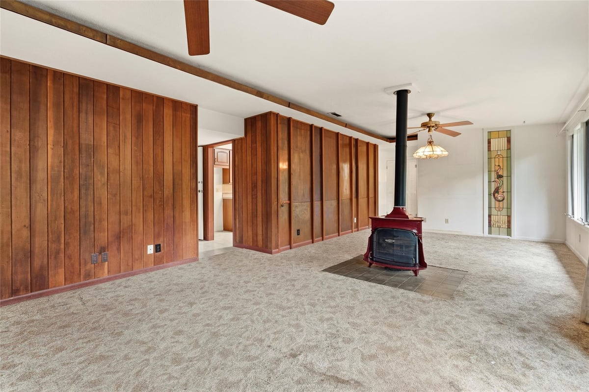 Primary bedroom at 4927 Strass Dr - 3 bed 2 bath home