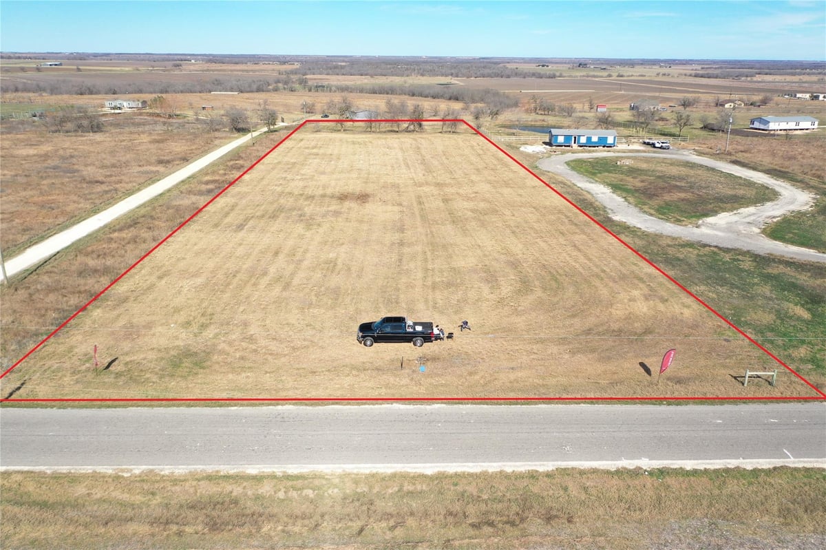 View 495 CR 423 Unit #Lot in Taylor Ranchettes 495 CR 423 Unit #Lot - property photo 1 - Luxury lot in Taylor Ranchettes, Taylor, TX
