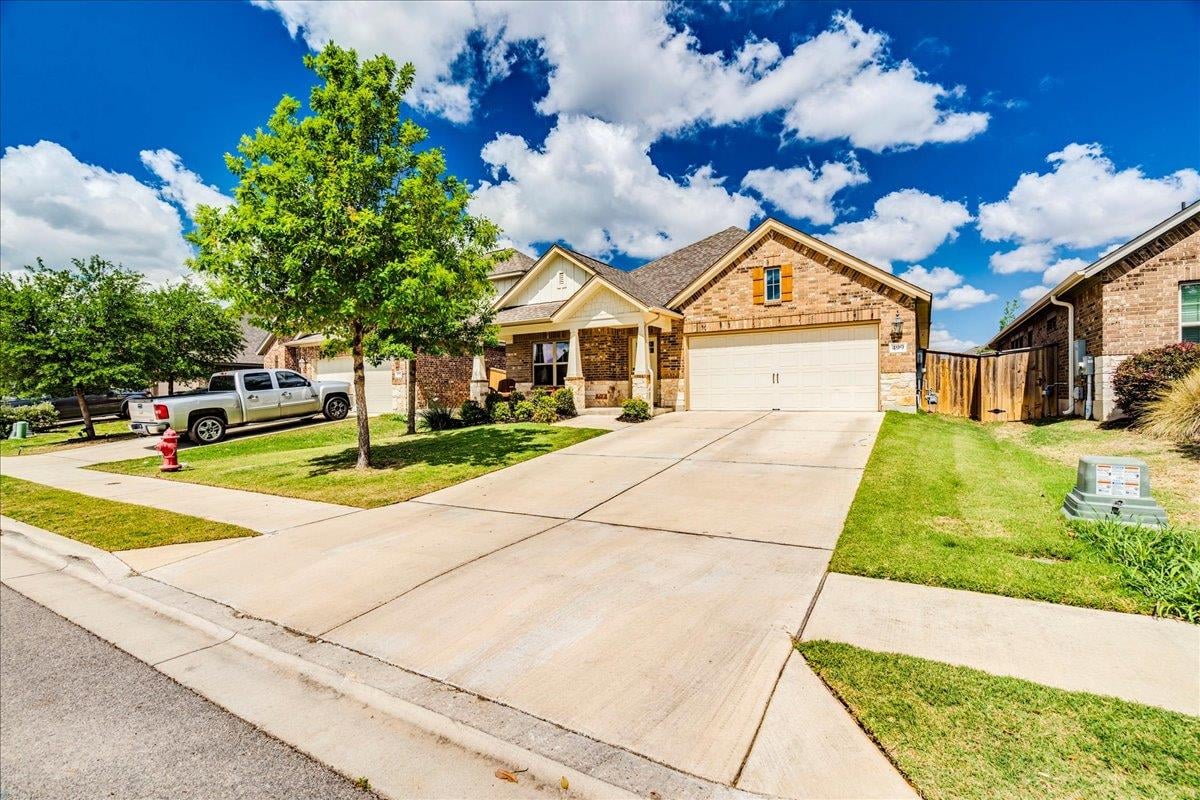 Primary bedroom at 499 Coyote Creek Way - 3 bed 2 bath home