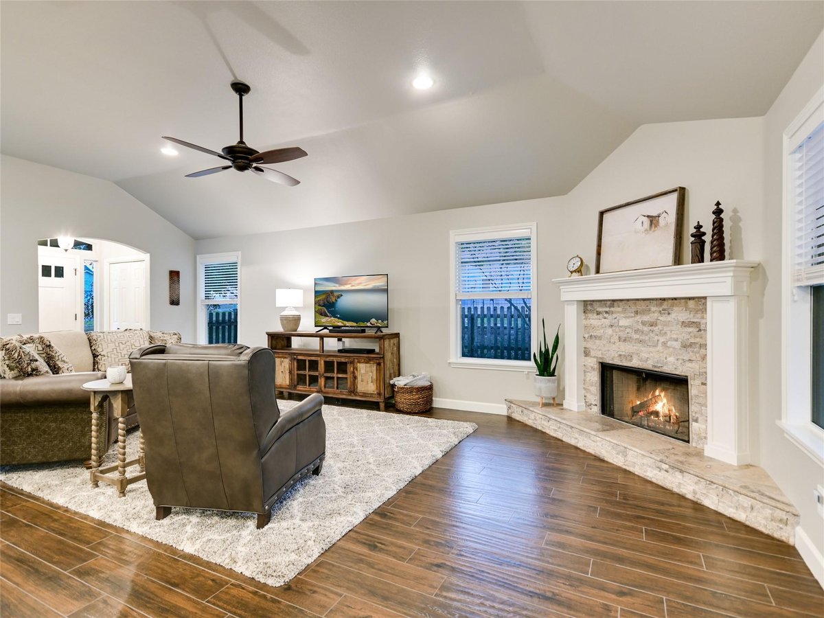 Kitchen at 5 Sunset Cir - 3 bed 2 bath home