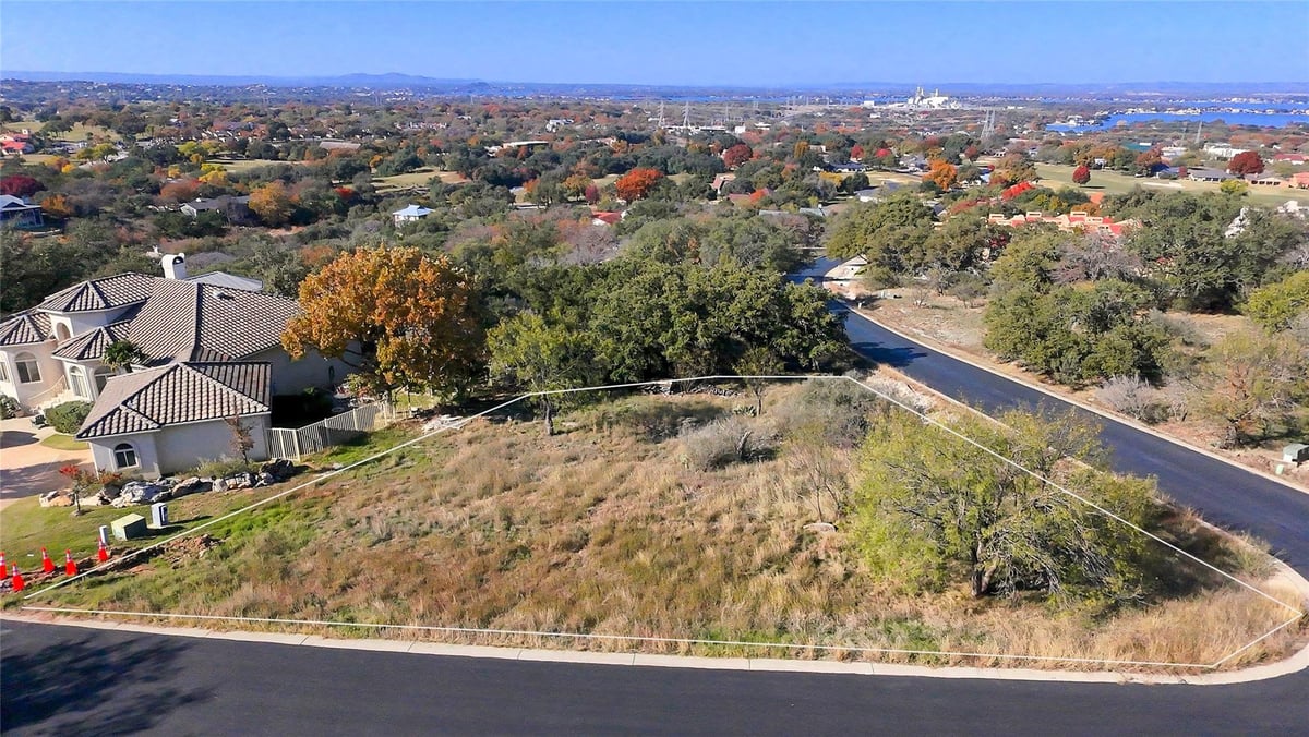 View 500 Branding Iron in Horseshoe Bay Proper 500 Branding Iron - front exterior - Luxury lot in Horseshoe Bay Proper, Horseshoe Bay, TX
