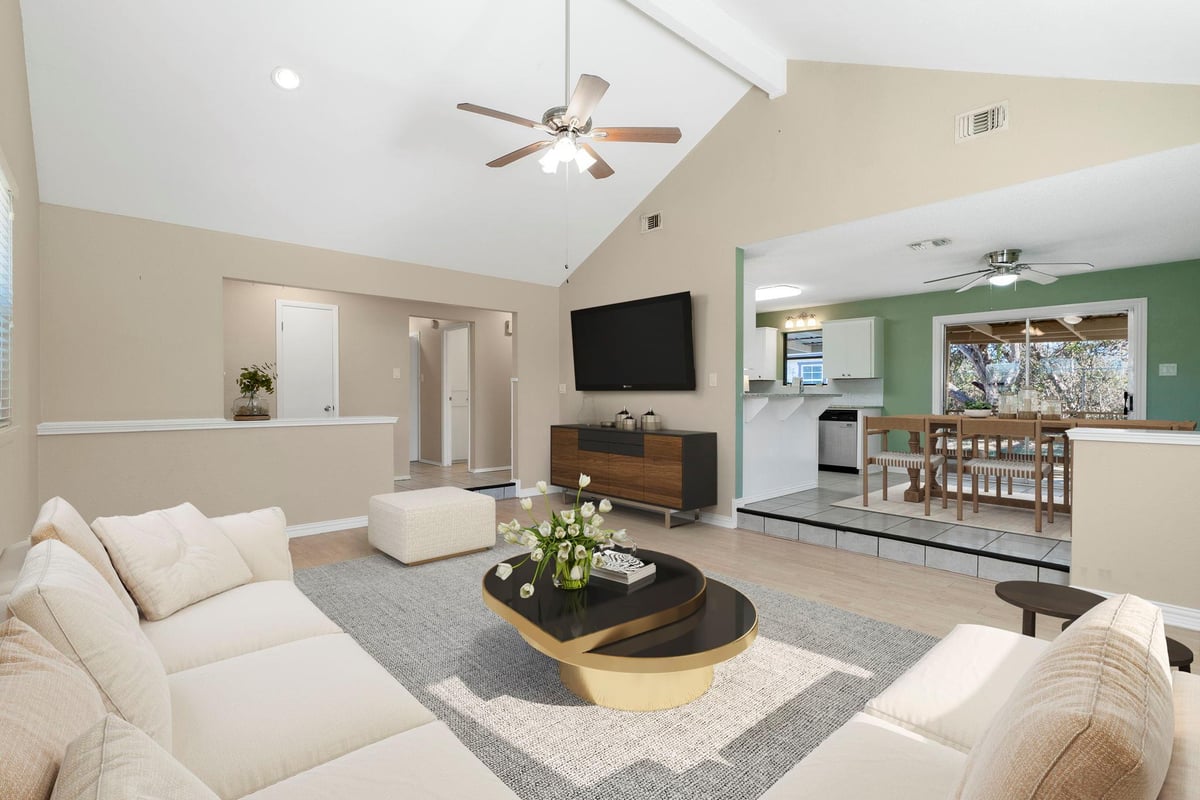 Living area at 500 Grand Prairie Cir - 3 bed 1 bath home