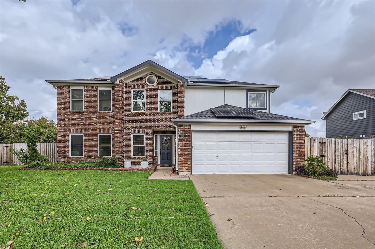 View 500 Hawthorne LN in Round Rock 500 Hawthorne LN, photo 1 of 26, Round Rock, Round Rock, TX