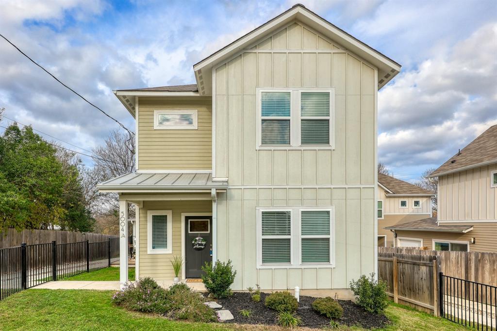 View 5004 Baker St Unit #A in Flournoy & Jones 04 Sec 01 5004 Baker St Unit #A - front exterior - Luxury home in Flournoy & Jones 04 Sec 01, Austin, TX