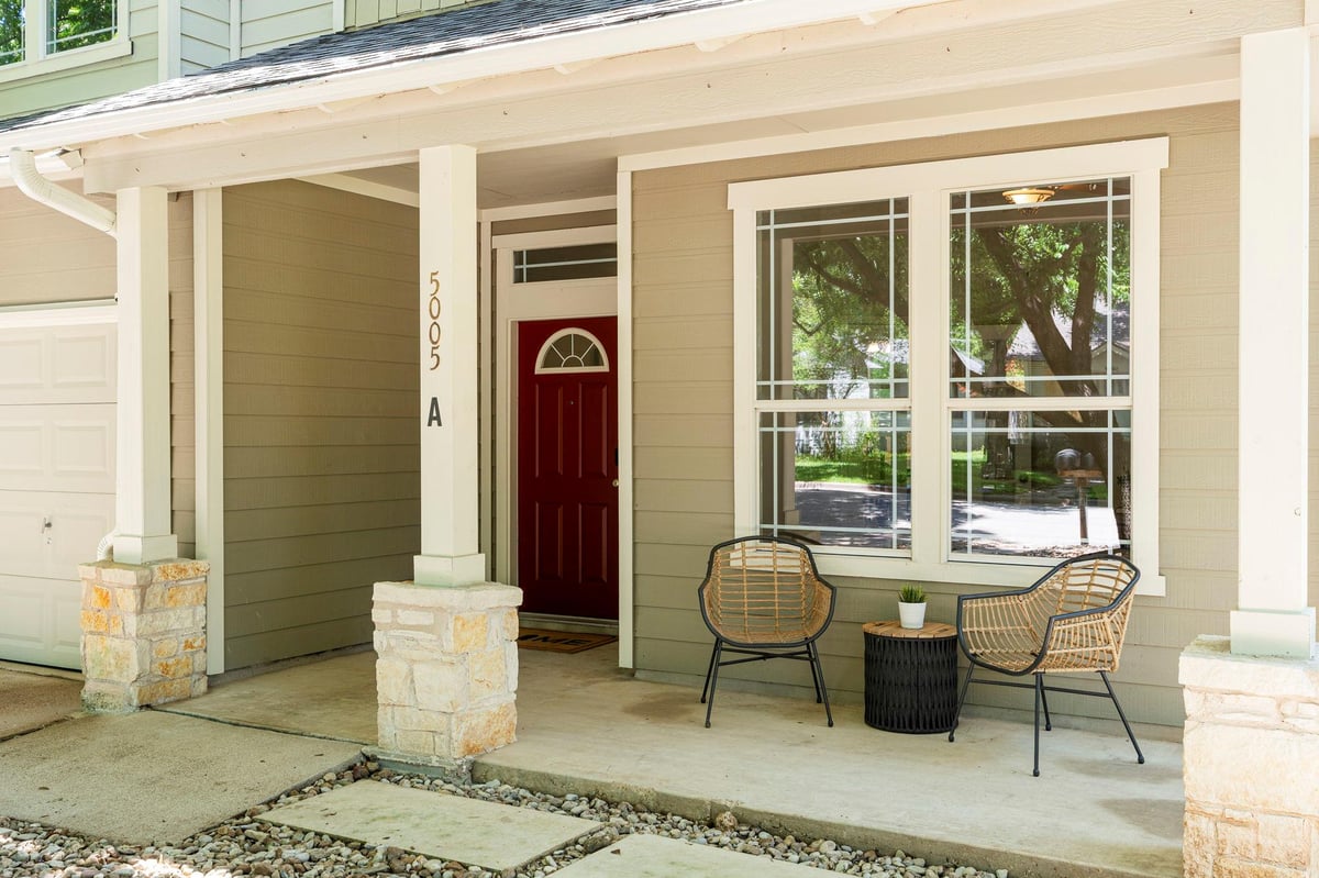 View 5005 Eilers Ave Unit #A and B in Hyde Park 5005 Eilers Ave Unit #A and B - front exterior - Luxury home in Hyde Park, Austin, TX