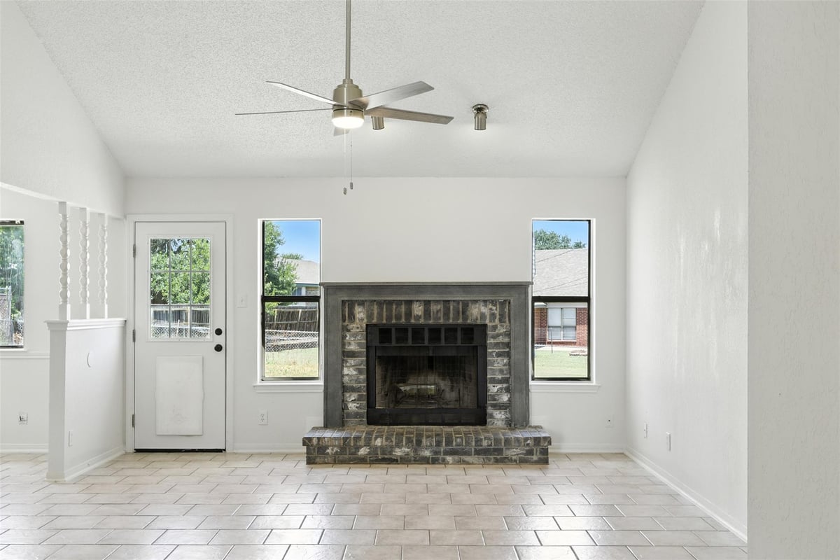 Kitchen at 5005 Pepper Mill Holw - 4 bed 2 bath home