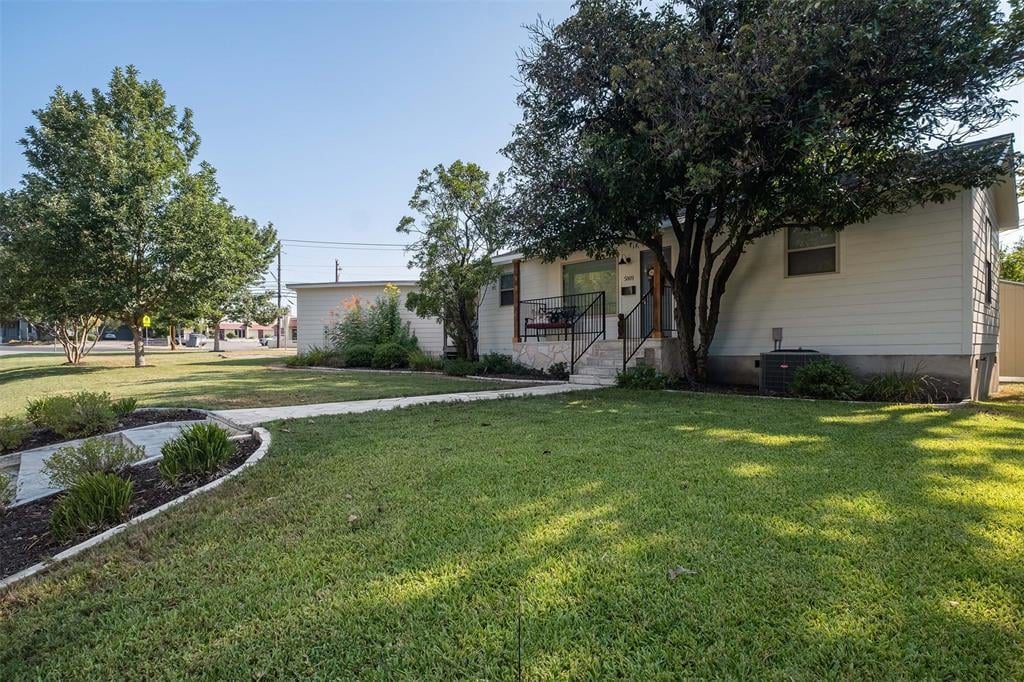 View 5009 Shoalwood Ave in Crestmont Add 5009 Shoalwood Ave - front exterior - Luxury home in Crestmont Add, Austin, TX