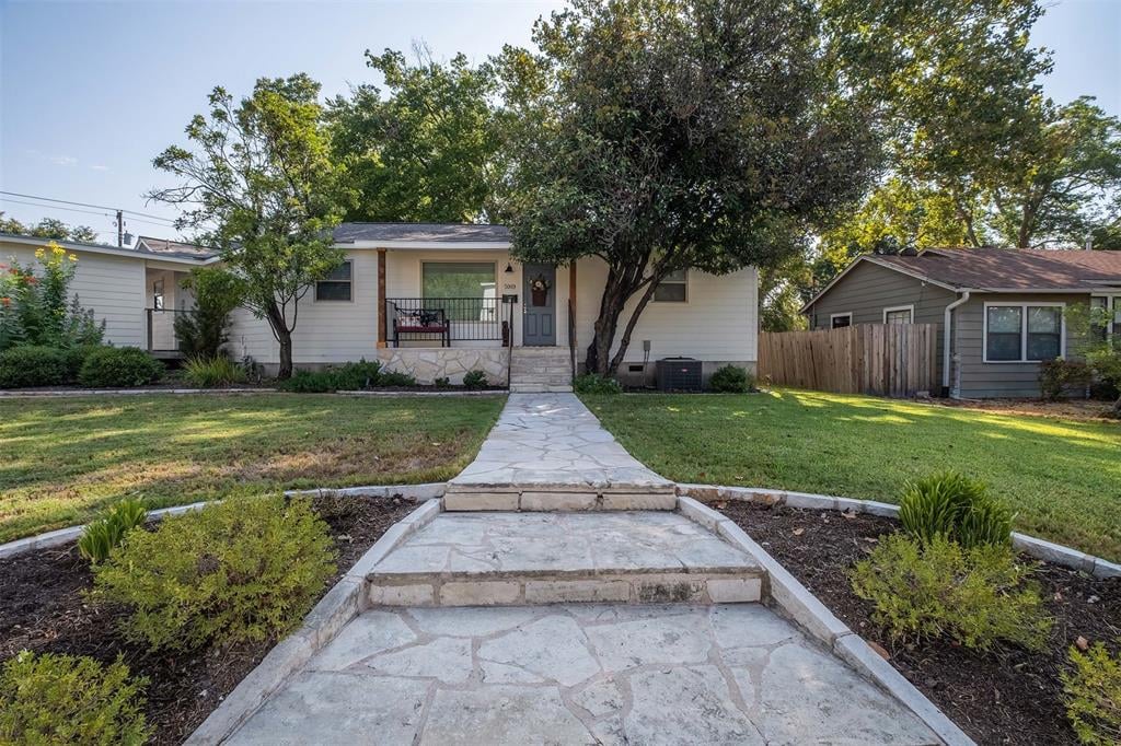 View 5009 Shoalwood Ave in Crestmont Add 5009 Shoalwood Ave - front exterior - Luxury home in Crestmont Add, Austin, TX