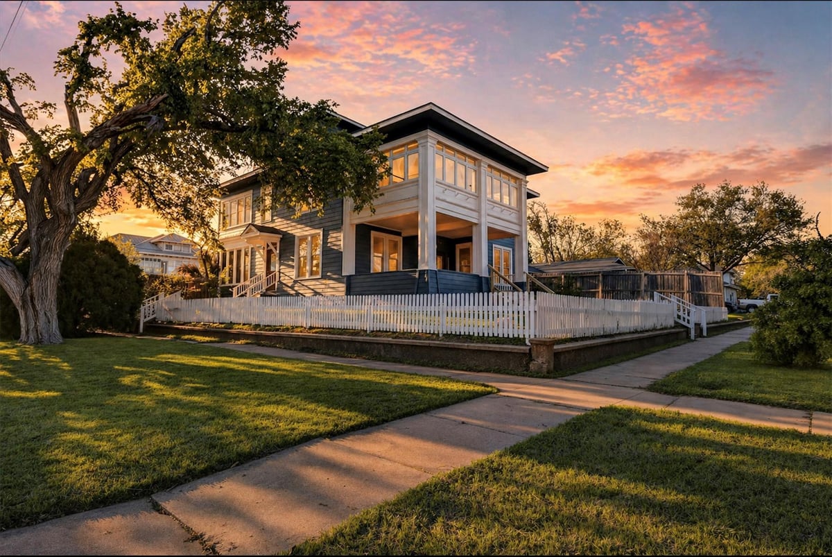 501 Branch ST - property photo 1 - Luxury home in Taylor City, Taylor, TX