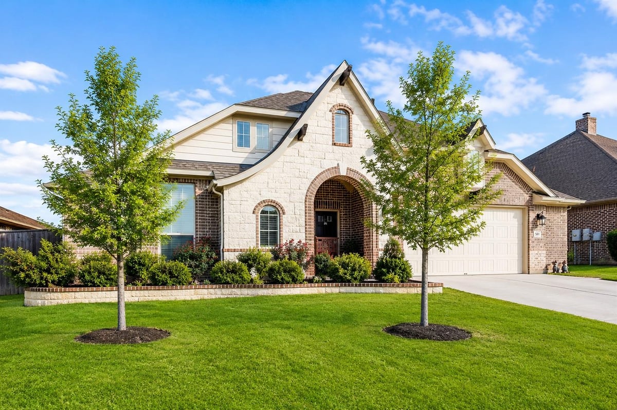 View 501 Kirkhill ST in Star Ranch 501 Kirkhill ST - front exterior - Luxury home in Star Ranch, Hutto, TX