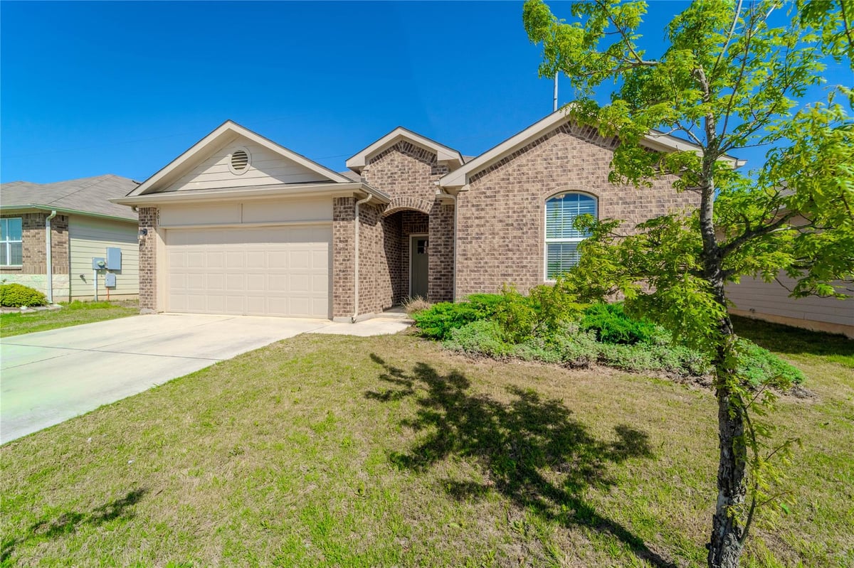 501 Naset DR - property photo 1 - Luxury home in WESTHAVEN, Georgetown, TX