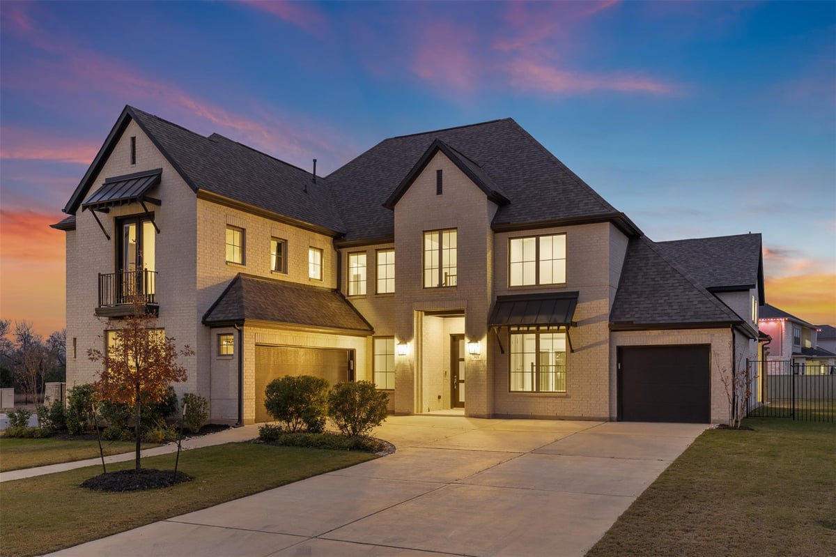 View 501 Sierra Lisa Cv in Santa Rita Ranch 501 Sierra Lisa Cv - front exterior - Luxury home in Santa Rita Ranch, Liberty Hill, TX