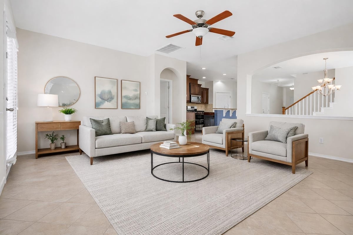 Living area at 501 Silver Trl - 4 bed 3 bath home