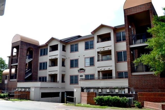 View 501 W 26th ST Unit #101 in Centennial Condo Rev 1997 501 W 26th ST Unit #101 - property photo 1 - Luxury home in Centennial Condo Rev 1997, Austin, TX