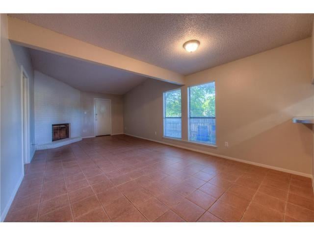 View 5015 Copperbend Blvd Unit #B in Coffeeville 5015 Copperbend Blvd Unit #B - front exterior - Luxury home in Coffeeville, Austin, TX