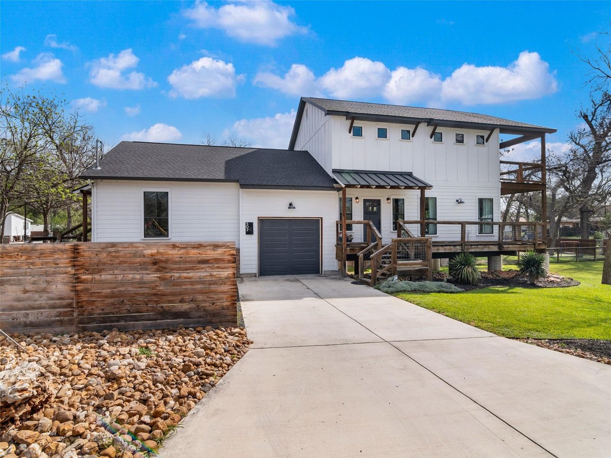 View 502 E Basel St in Comal Town 502 E Basel St - front exterior - Luxury home in Comal Town, New Braunfels, TX