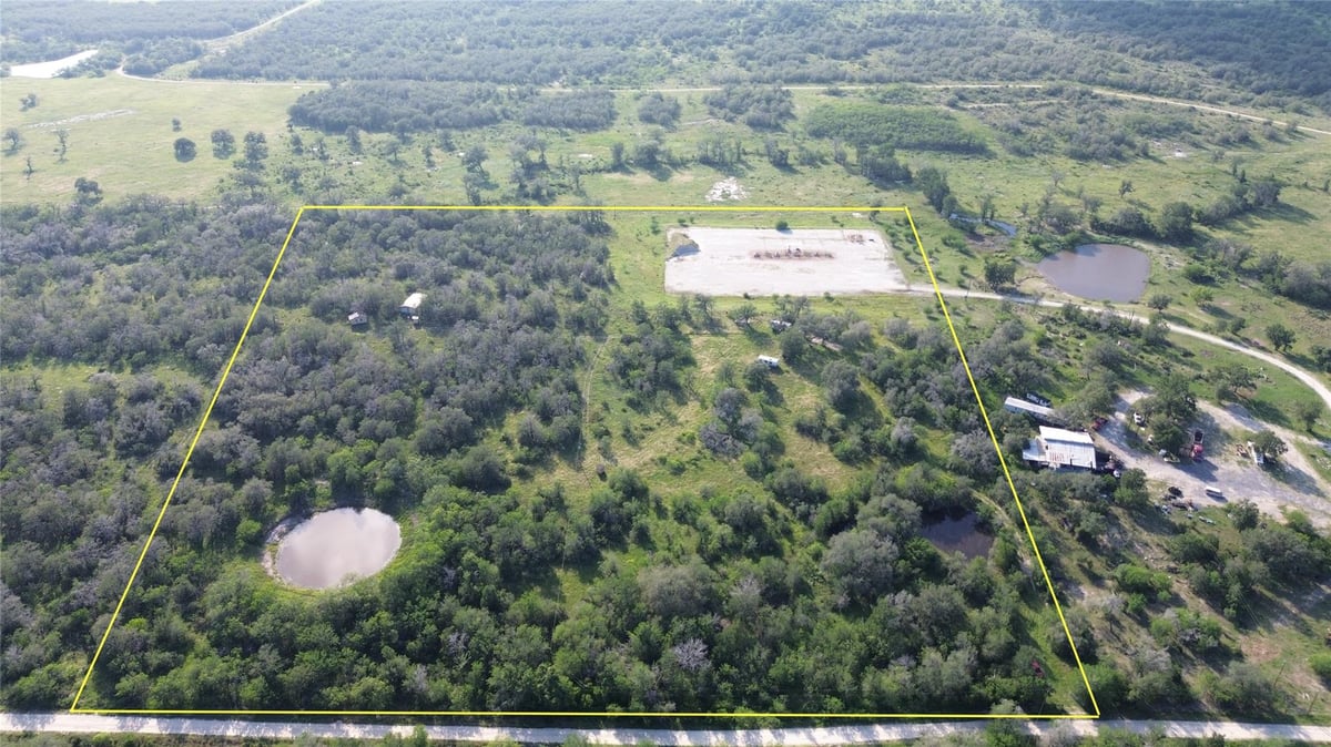 View 502 Robertson RD in Smiley 502 Robertson RD, photo 1 of 31, Smiley, Smiley, TX
