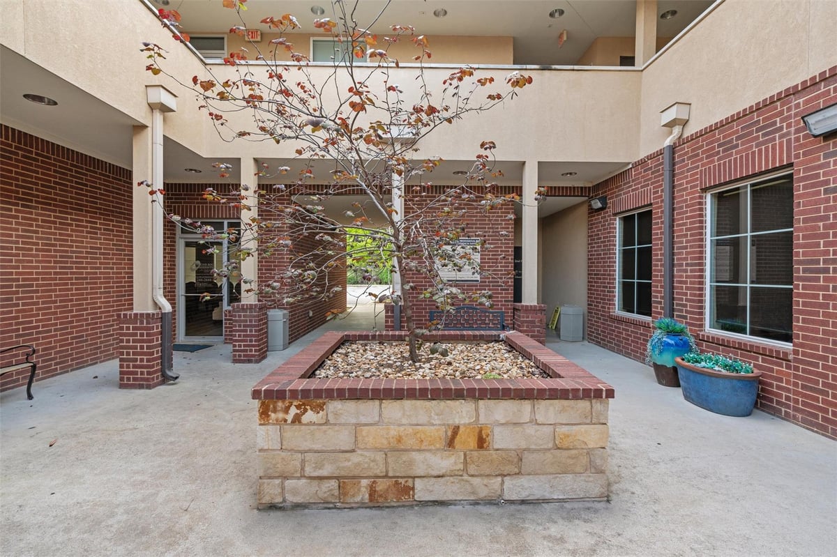Living area at 503 E Palm Valley Blvd Unit #220 - 9960MR2PD-Palm Valley Professional & Medical Suite, Round Rock, TX