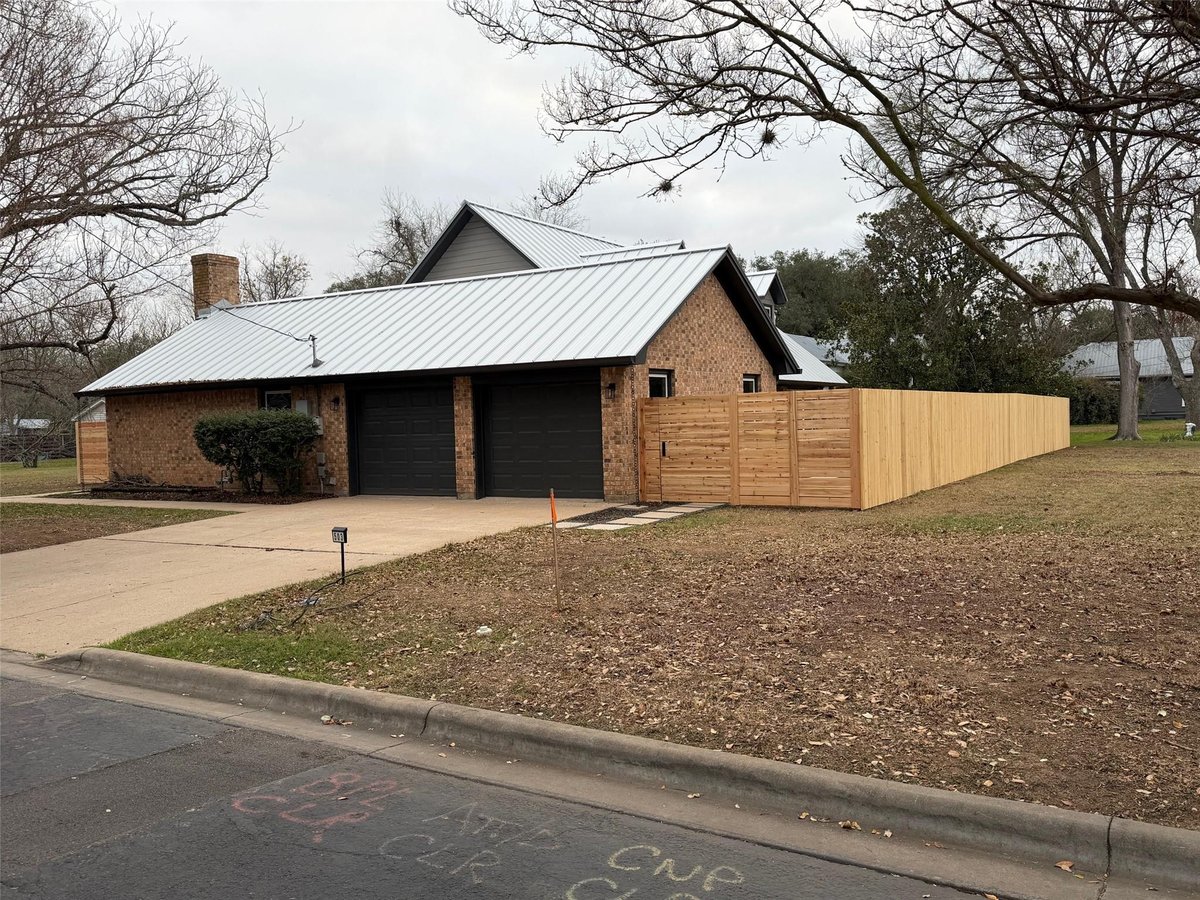 View 503 Elm St in Farm Lt 503 Elm St - front exterior - Luxury home in Farm Lt, Bastrop, TX