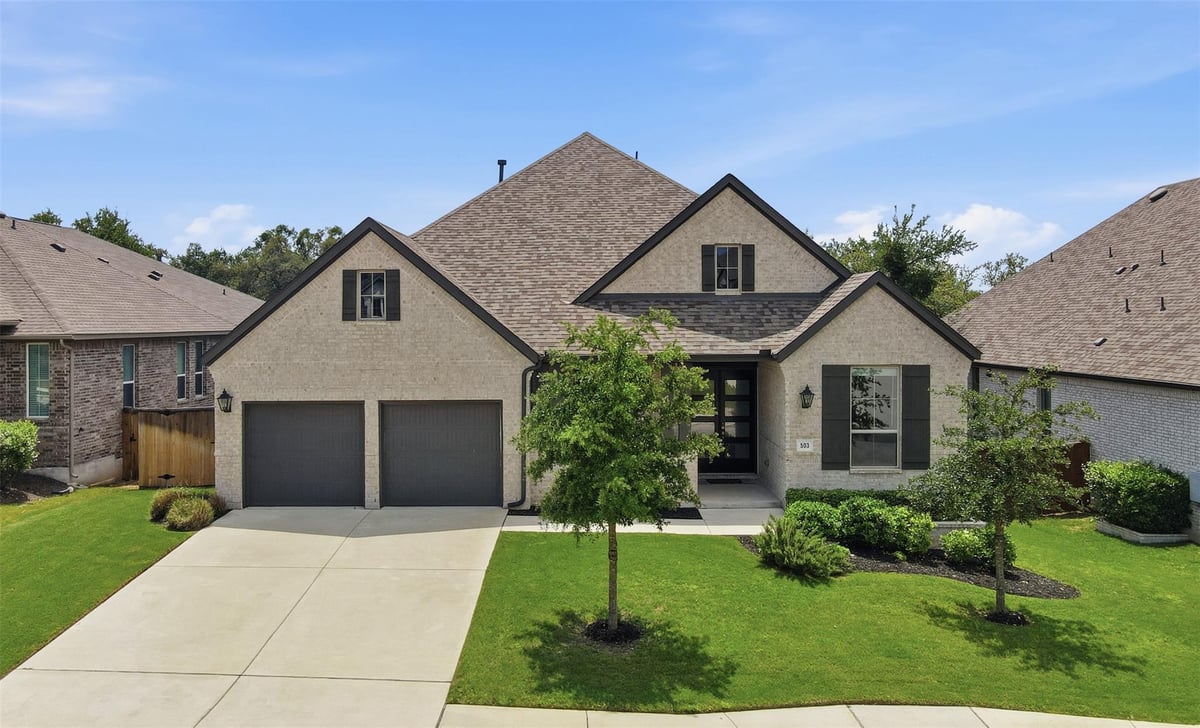 Living area at 503 Painted Creek Way - 4 bed 3 bath home