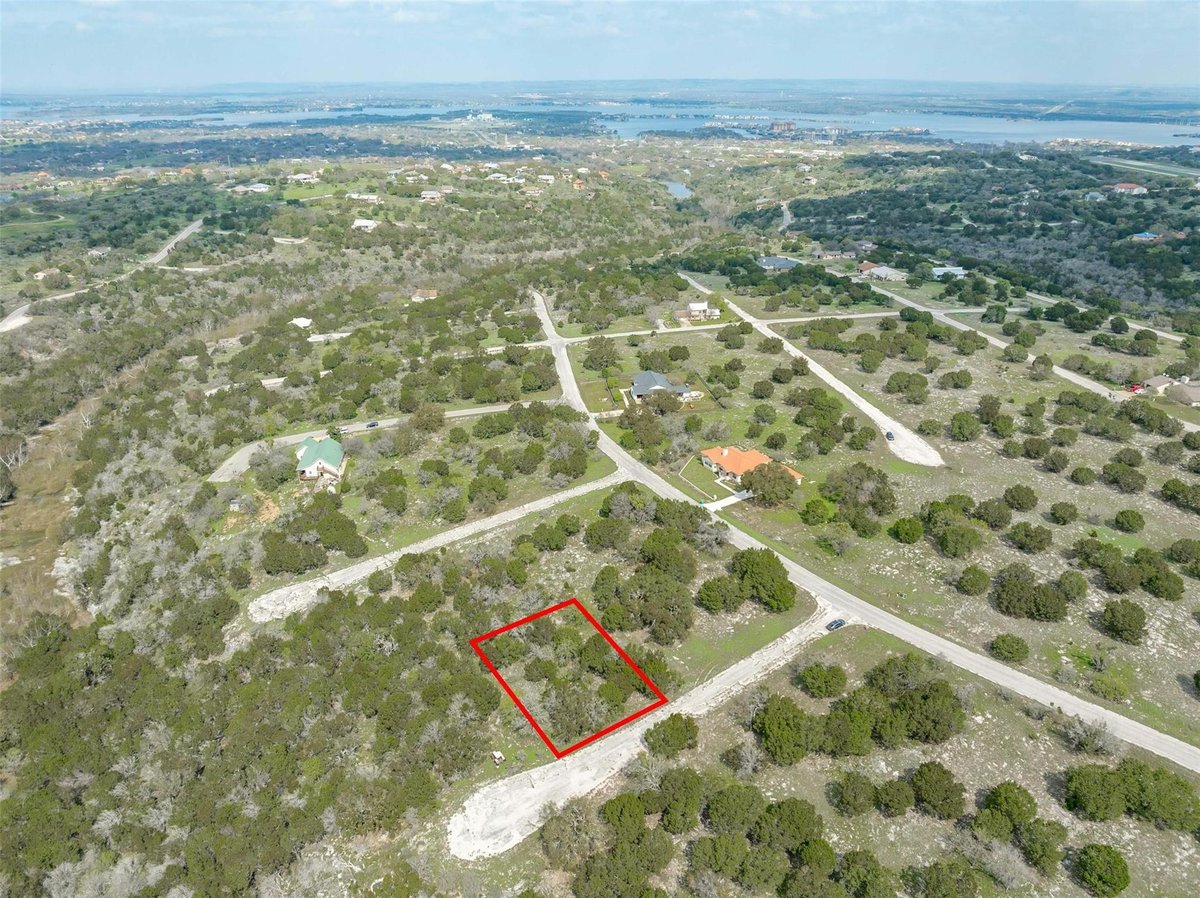 504 Deer Run - front exterior - Luxury lot in Horseshoe Bay P, Horseshoe Bay, TX