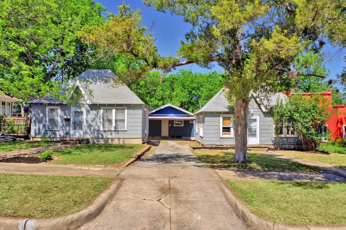 View 504 E 38th 1/2 ST in Austin 504 E 38th 1/2 ST, photo 1, Austin, Austin, TX