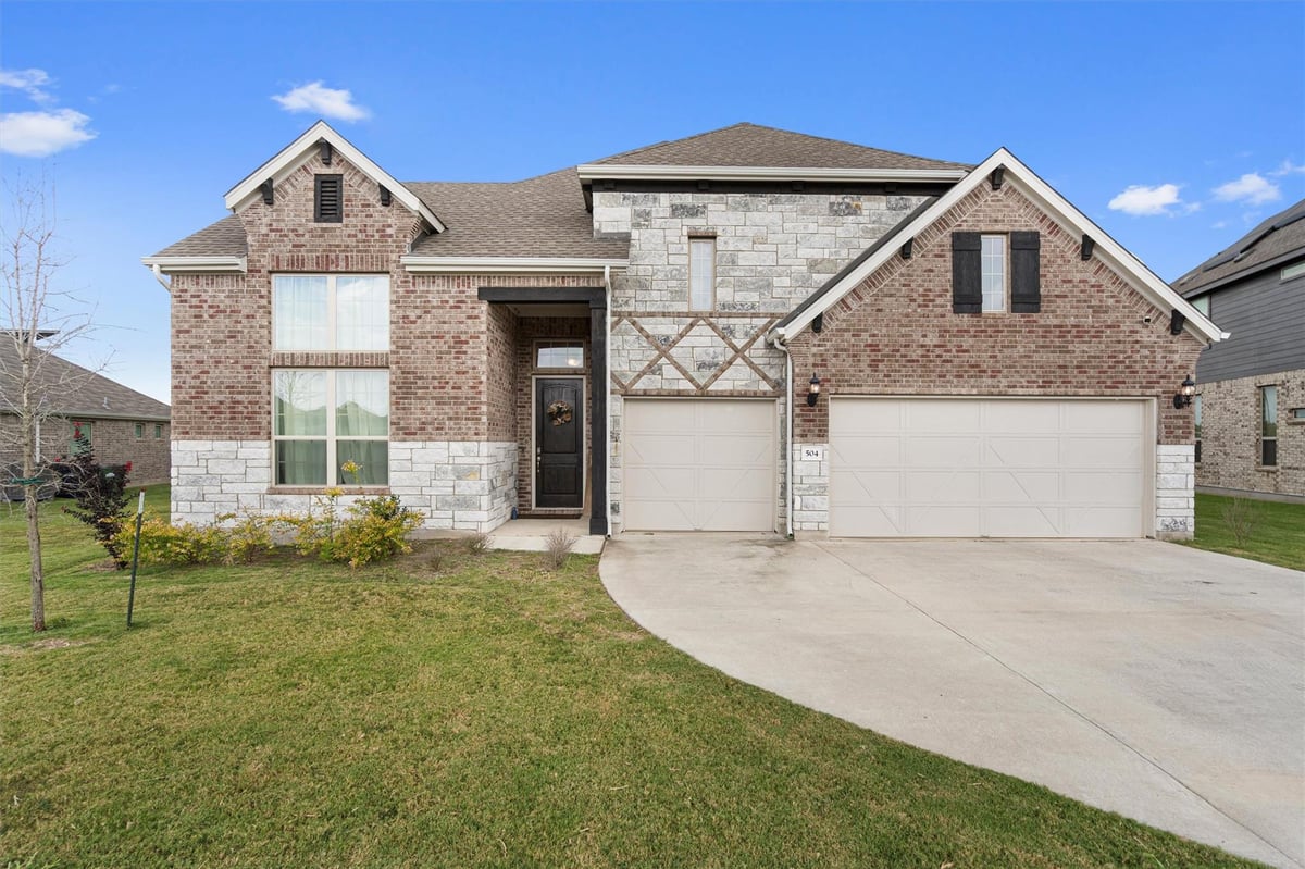 View 504 Pulitzer DR in Brooklands Sec 3 504 Pulitzer DR - front exterior - Luxury home in Brooklands Sec 3, Hutto, TX