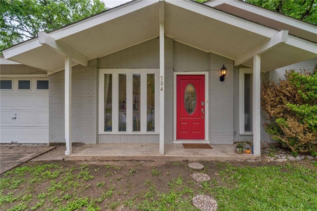 View 504 Tamworth Ave in Greenwood Hills Sec 06 504 Tamworth Ave - front exterior - Luxury home in Greenwood Hills Sec 06, Austin, TX