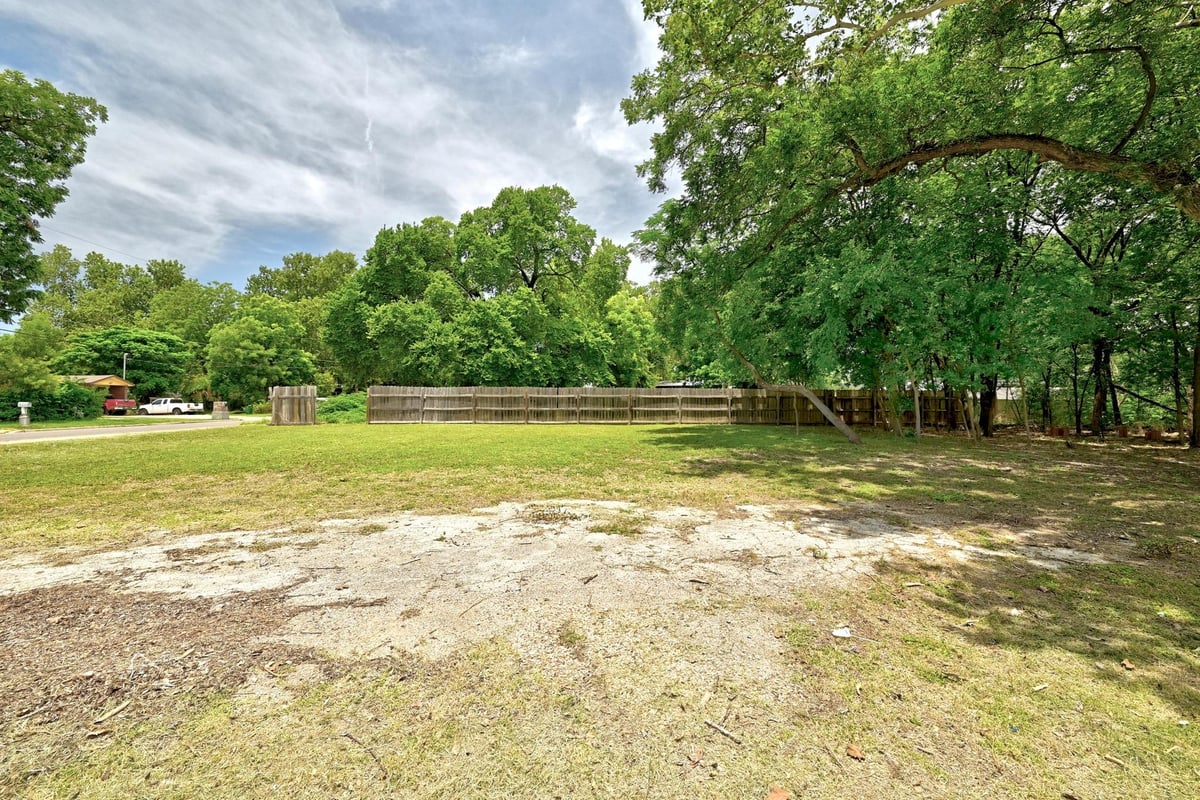 Primary bedroom at 504 W Elliott St - Fiskville School Add, Austin, TX