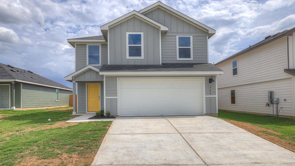 View 504 WILD GOOSE Dr in LADERA in Luling 504 WILD GOOSE Dr - front exterior - Luxury home in LADERA in Luling, Luling, TX