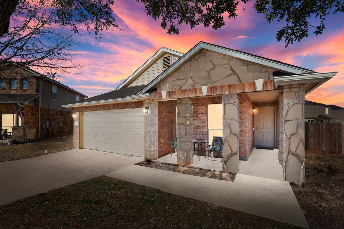 View 505 Aqua Bell Cv in Old Town Village Sec 03 505 Aqua Bell Cv - property photo 1 - Luxury home in Old Town Village Sec 03, Leander, TX