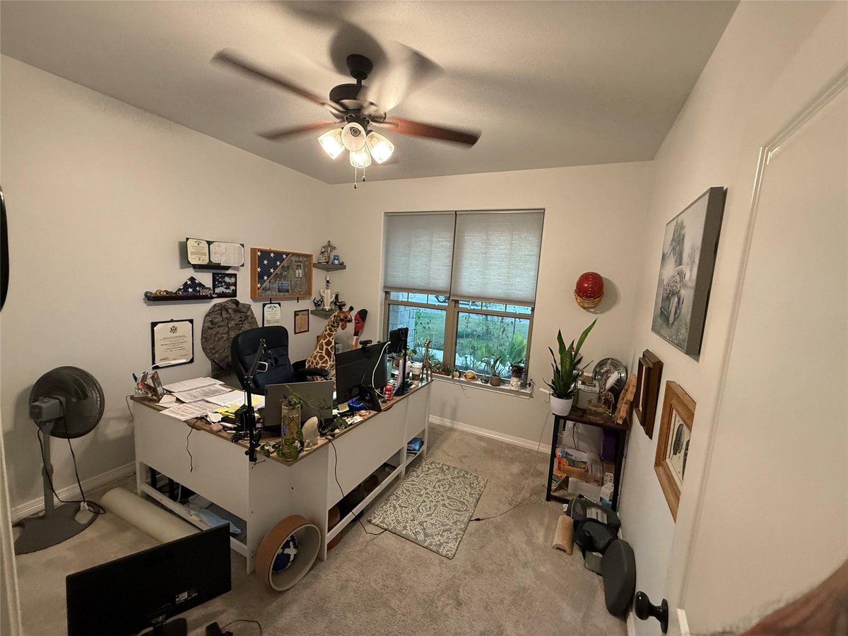 Living area at 505 Holstein Dr - 4 bed 2 bath home