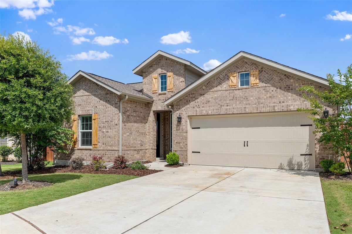 View 505 Sixpence LN in Oaks/San Gabriel Sec 8 505 Sixpence LN - property photo 1 - Luxury home in Oaks/San Gabriel Sec 8, Georgetown, TX